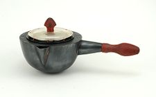 Crucible teapot